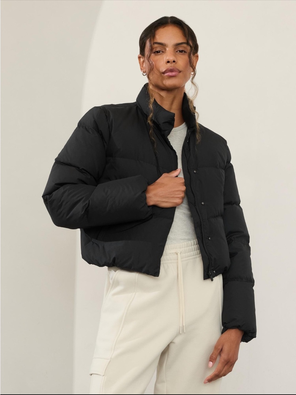 Athleta Summit Cropped Down Puffer Jacket Black Size S